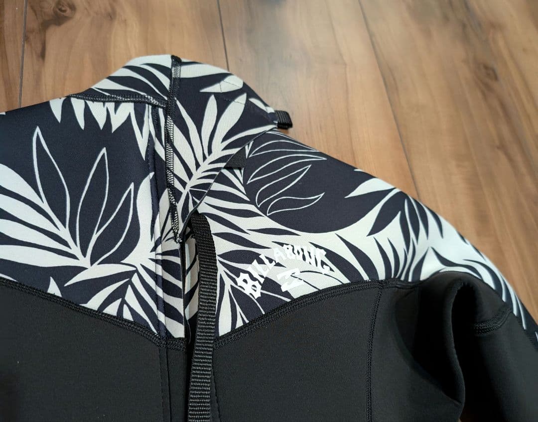 Billabong　レディース　 フルスーツ 　新品未使用