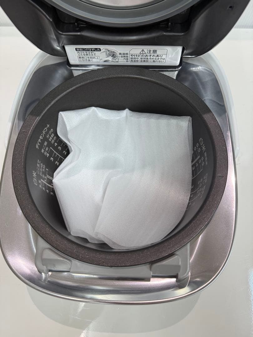 TOSHIBA 真空圧力IHジャー炊飯器RC-10VSV 2024年製