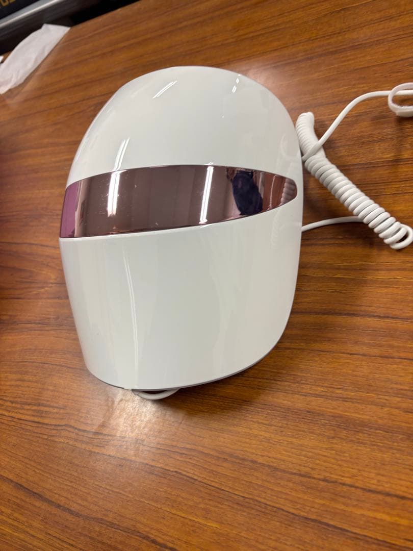 LGPra.L DermaLEDライトセラピーフェイスマスクスキンケア機【先着】