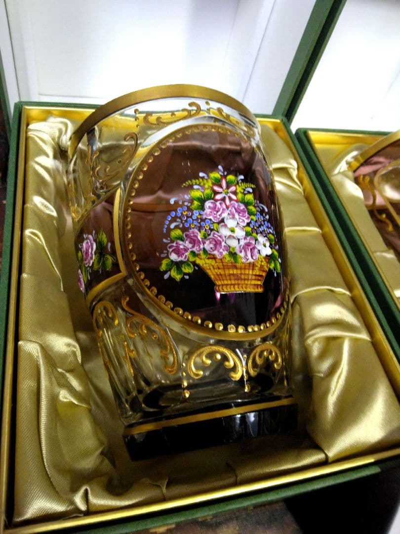 未使用　ドイツ製　ゴブレット　ペア　ハンドエナメル　ルビーレッド 　クリスタル