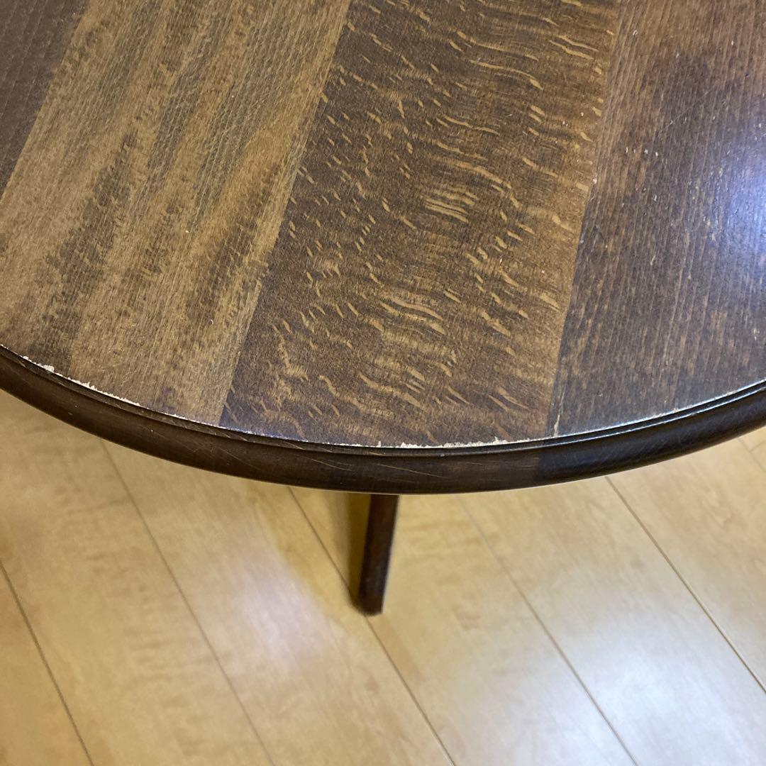 インテリア　まるテーブル