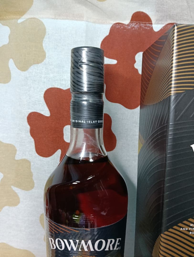 BOWMORE 19年 ピノ・ノワール シングルモルトスコッチウイスキー