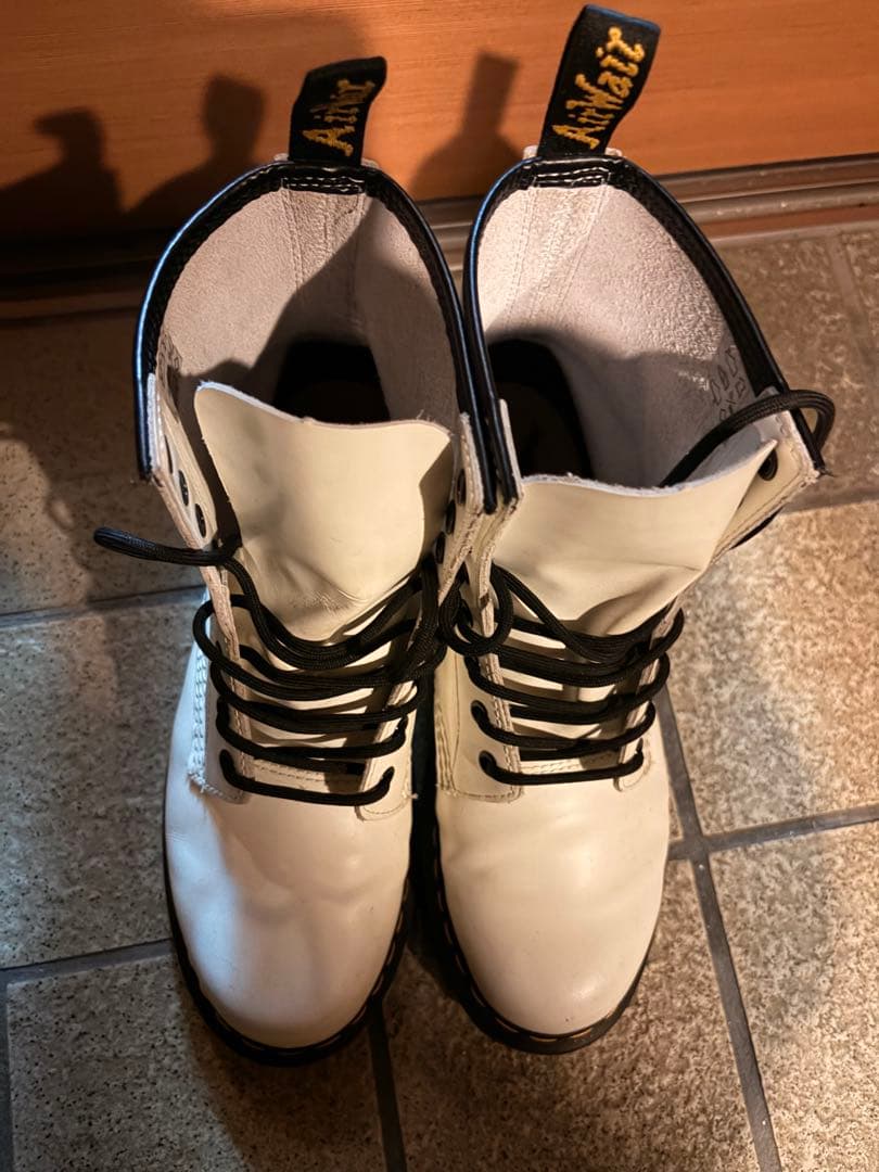 ドクターマーチン 白 26cm