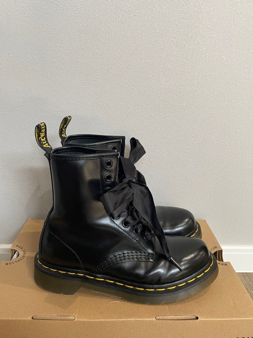 Dr.Martens(ドクターマーチン) 8ホール UK3