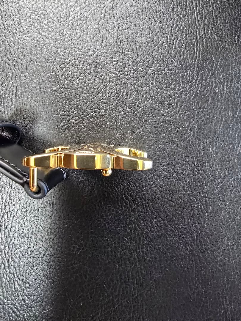 CELINE スモール 18MM トリオンフ ベルト ブラック トリヨンレザー