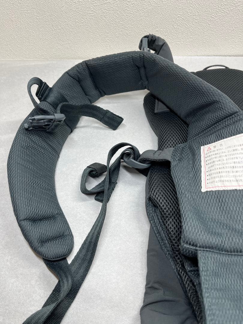 ピトレスク × グリーンレーベル 抱っこ紐 コラボモデル グレー