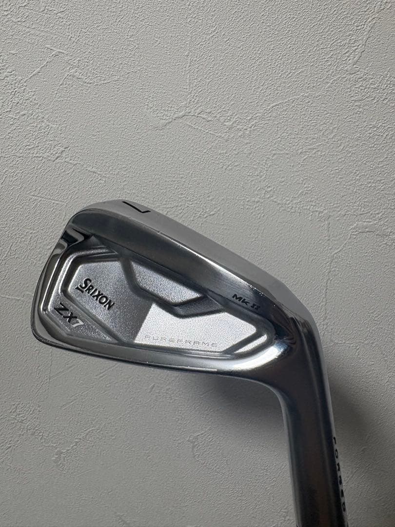 Srixon ZX7 mk2 7番　アイアン　単品　DG DST S