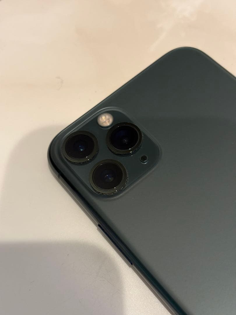 iPhone 11 PRO 256GB SIMフリー ミッドナイトグリーン