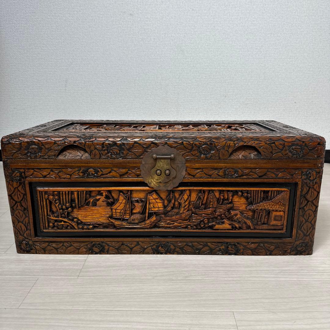 細密彫刻 豪華 木彫トランク アジアン家具 木箱 収納 箪笥 帆船彫刻 ※r2※