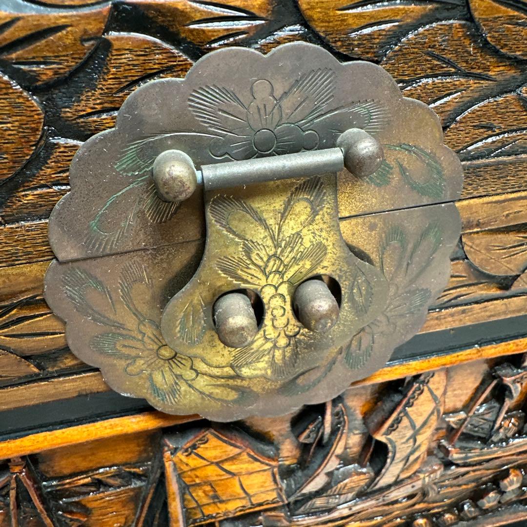 細密彫刻 豪華 木彫トランク アジアン家具 木箱 収納 箪笥 帆船彫刻 ※r2※