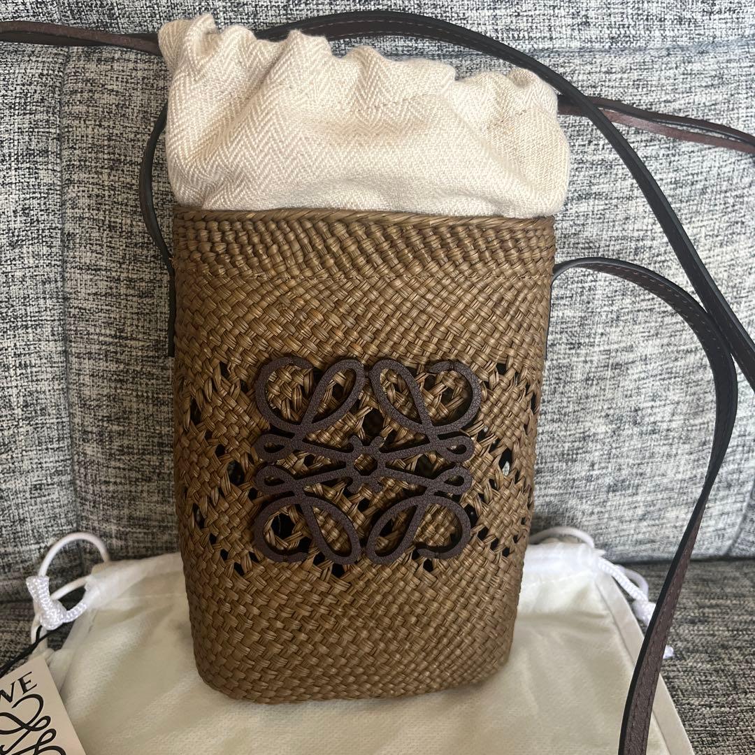 ロエベ アナグラムスクエアポケット　カゴバッグ　新品未使用