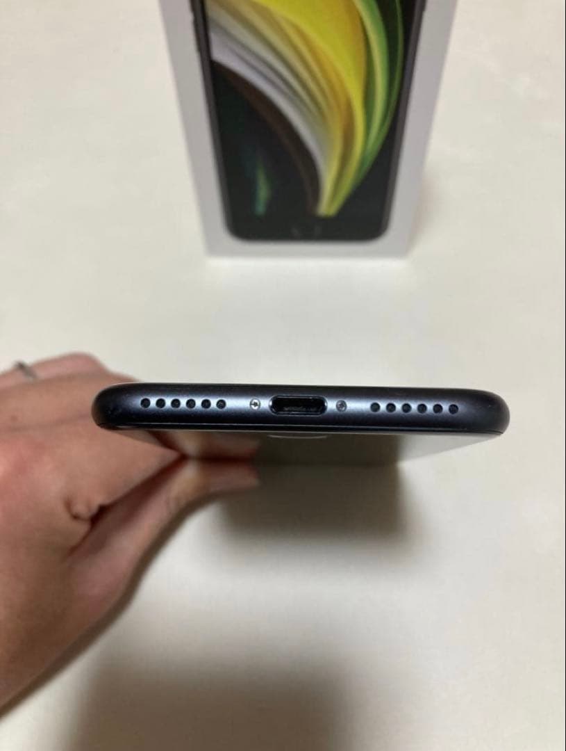 【美品】iPhone8ブラック 本体のみ　バッテリー容量91%