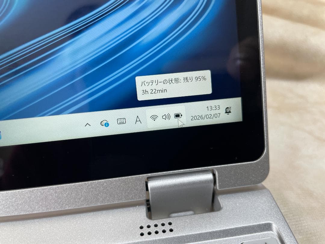 CF-QV9 タッチパネル SSD512GB MEM16GB WIN11 中古