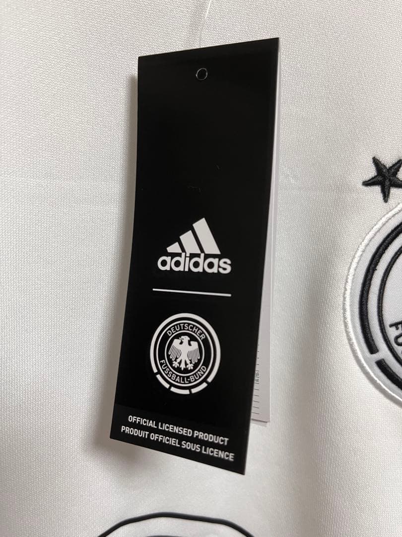 新品未使用タグ付サッカードイツ代表プラクティスシャツ長袖ユニフォームadidas