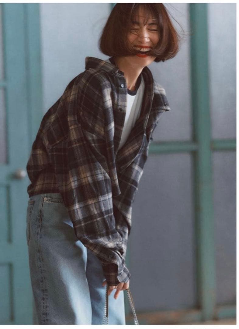 【試着のみ】FORME NbyNaVY 東原亜希エポーレットショートシャツ