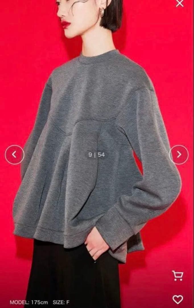 Momoビスチェ&スウェット