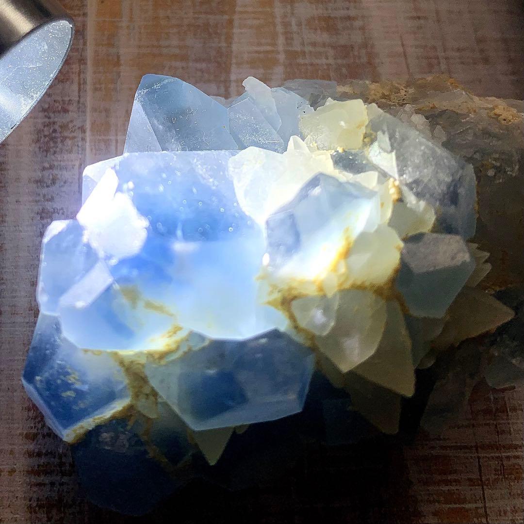 希少！カルサイト共生のセレスティン結晶標本D/原石 鉱物/クラスター