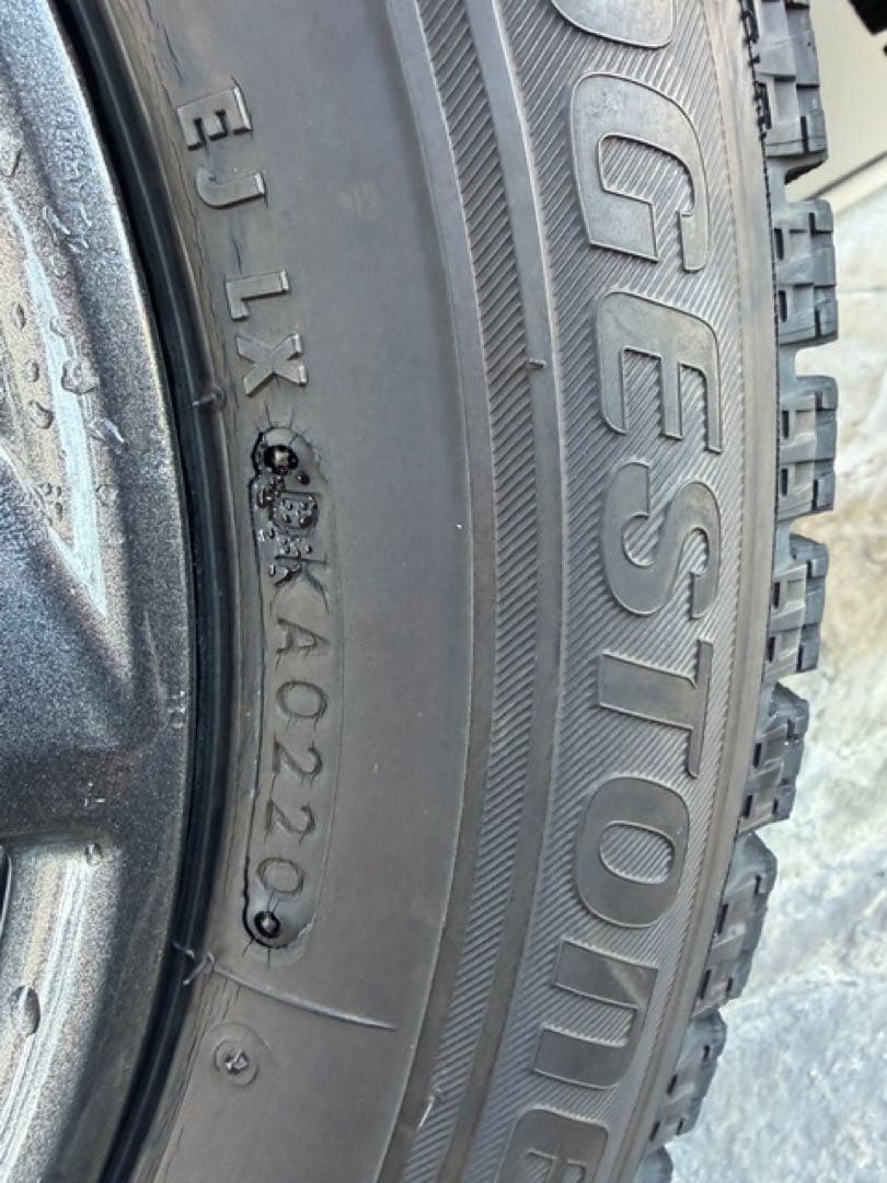 185/65R15 ブリヂストン　スタッドレス　４本SET VWポロ等に