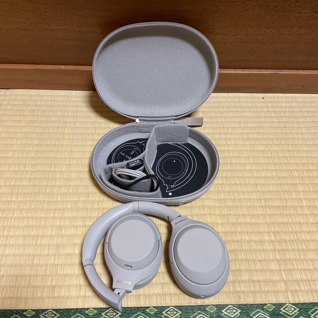昭*館様 美品　SONY WH-1000XM4 ワイヤレスヘッドフォン