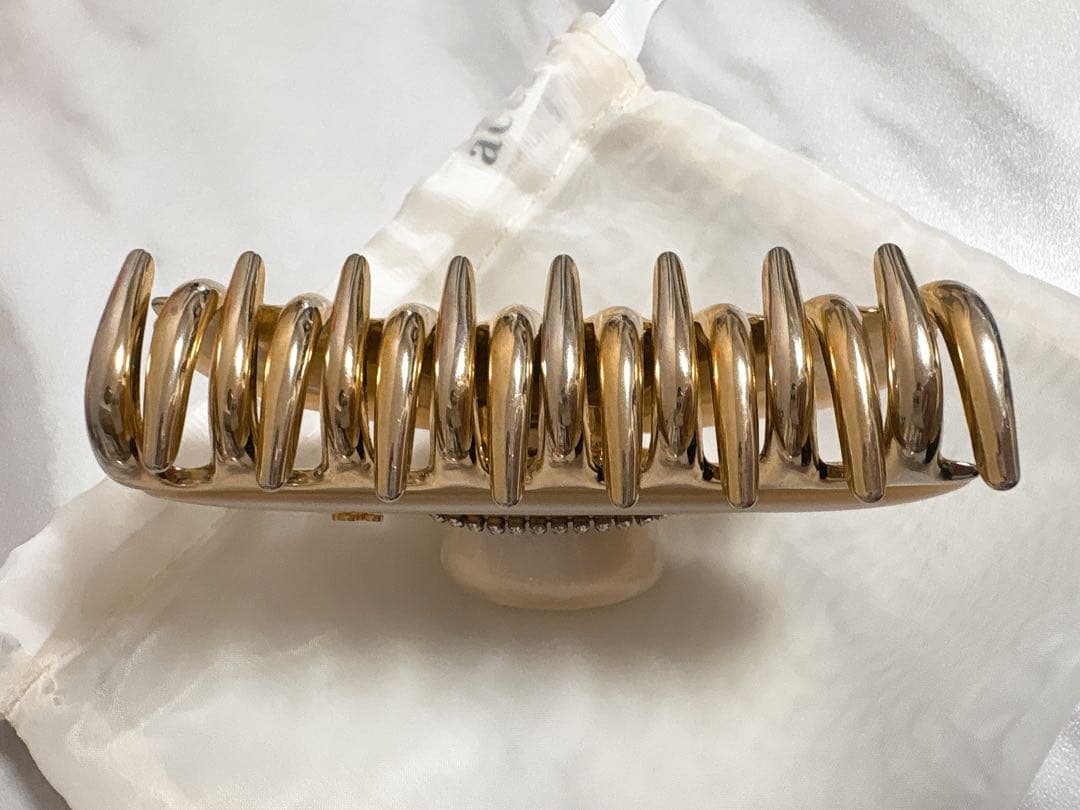 acca ヘアクリップ　ラインストーン ニューコナーラ　パールホワイト　L