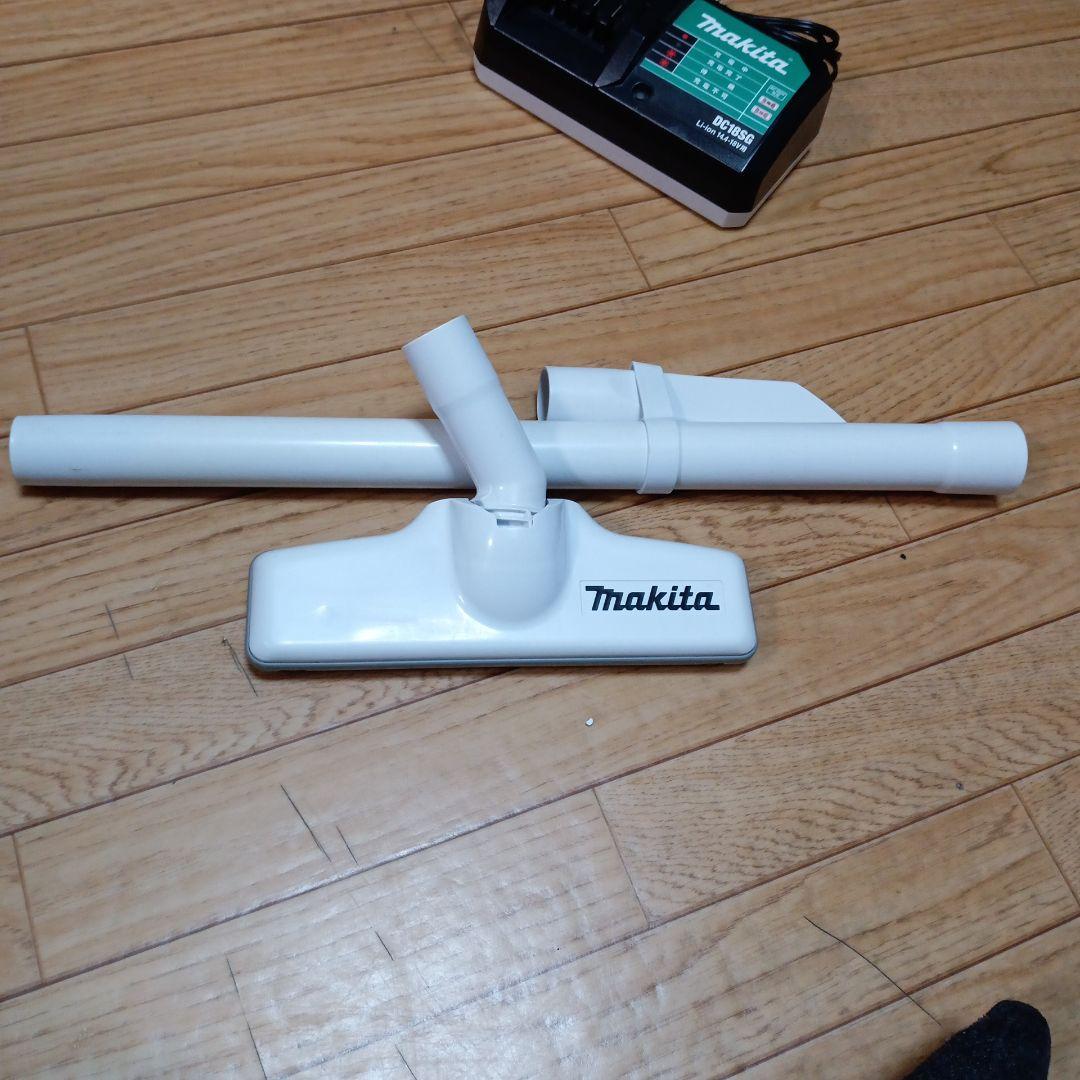 マキタ14.4V充電式クリーナーMCL143D 純正バッテリー、充電器付