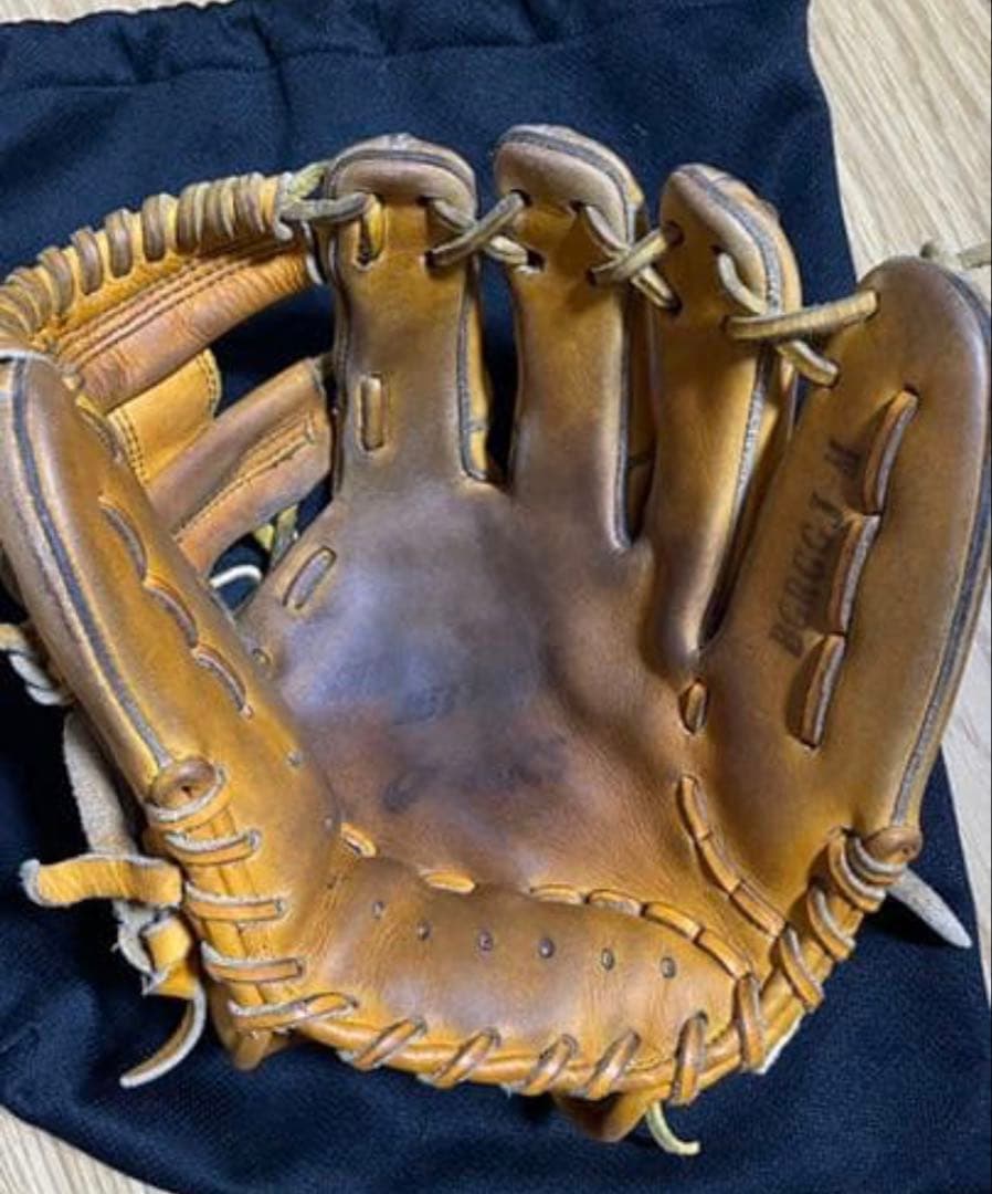 アシックス硬軟式内野手用グラブ