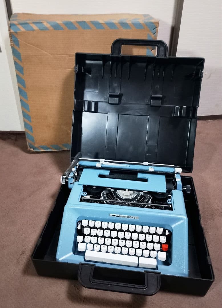 ★極美品 Olivetti STUDIO46 カタカナ タイプライター 超希少品