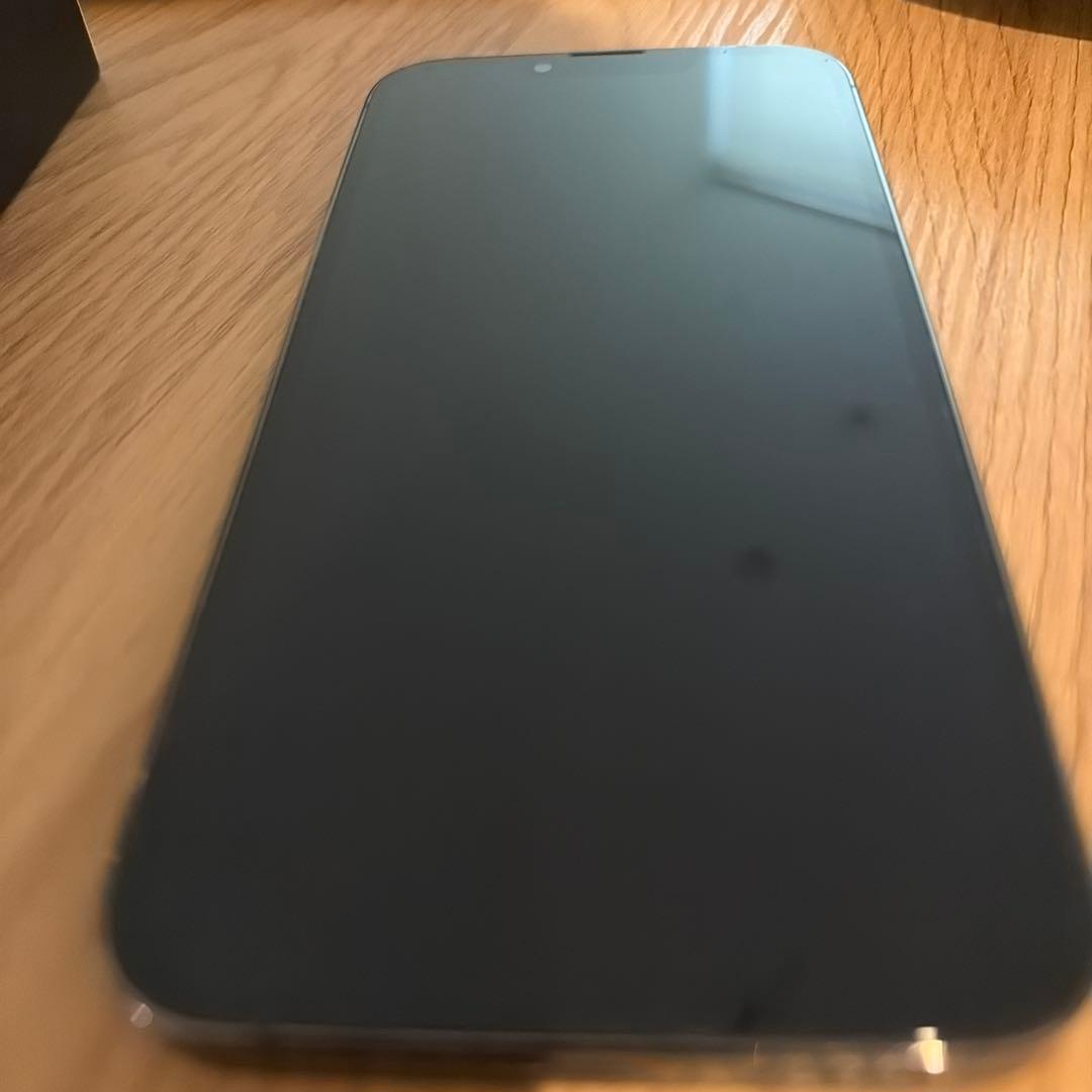 【美品】iPhone13 Pro 256GB アルパイングリーンSIMフリー