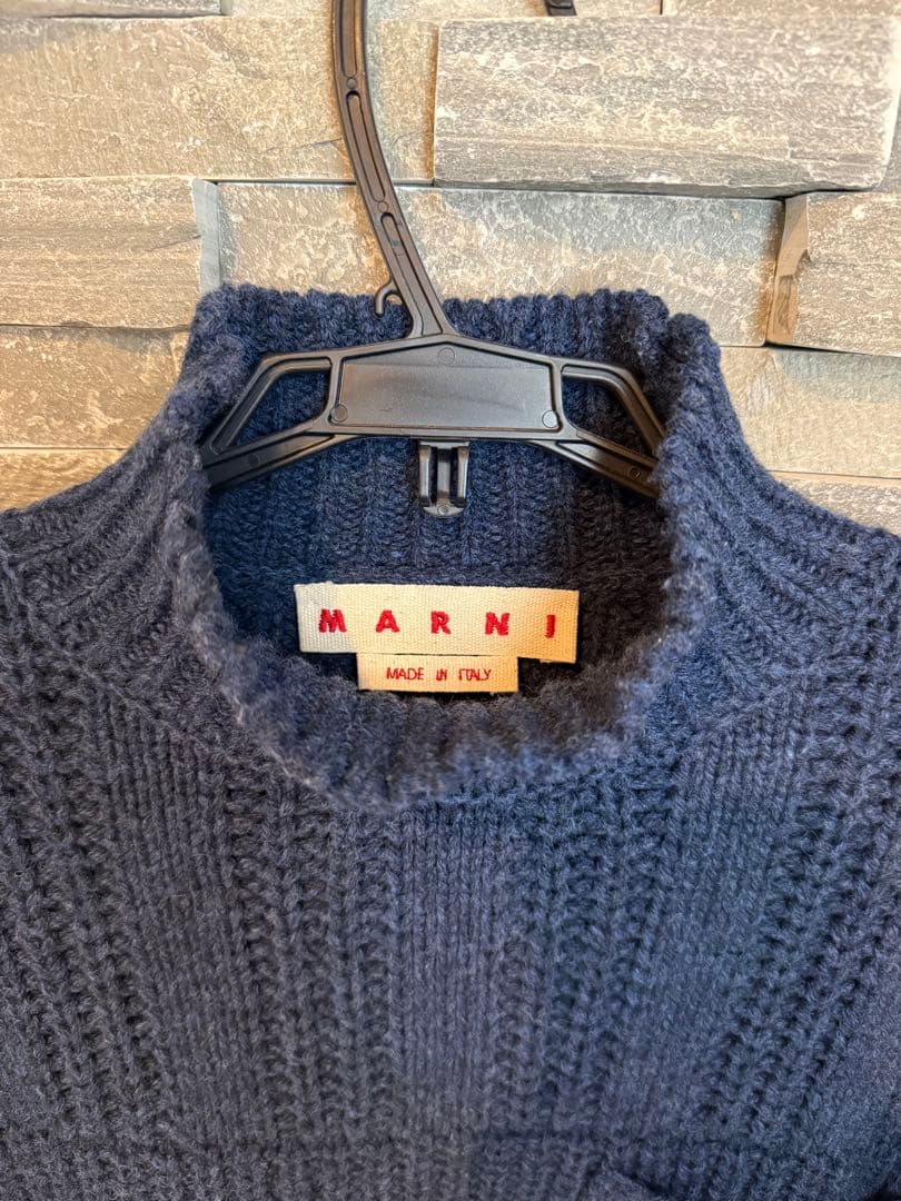 MARNI マルニ　ネイビー タートルネックニット２０２５ＡＷ