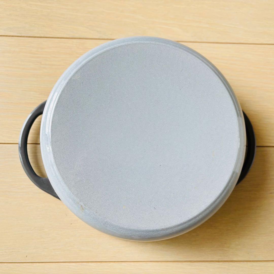 バーミキュラオーブンポットラウンド22cm 　　　　　　　パール グレー 両手鍋