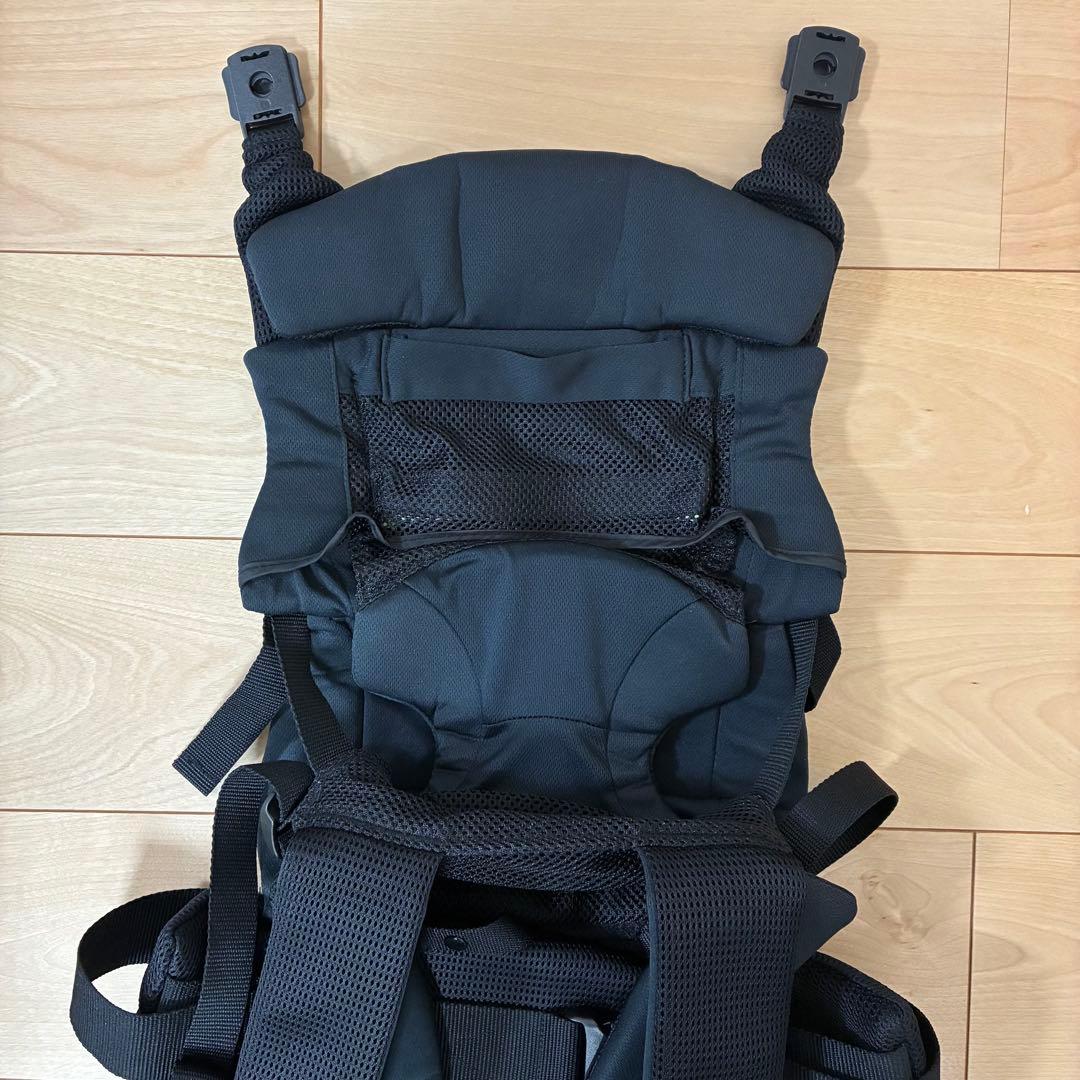 ラクリス　Aprica 抱っこ紐 ブラック