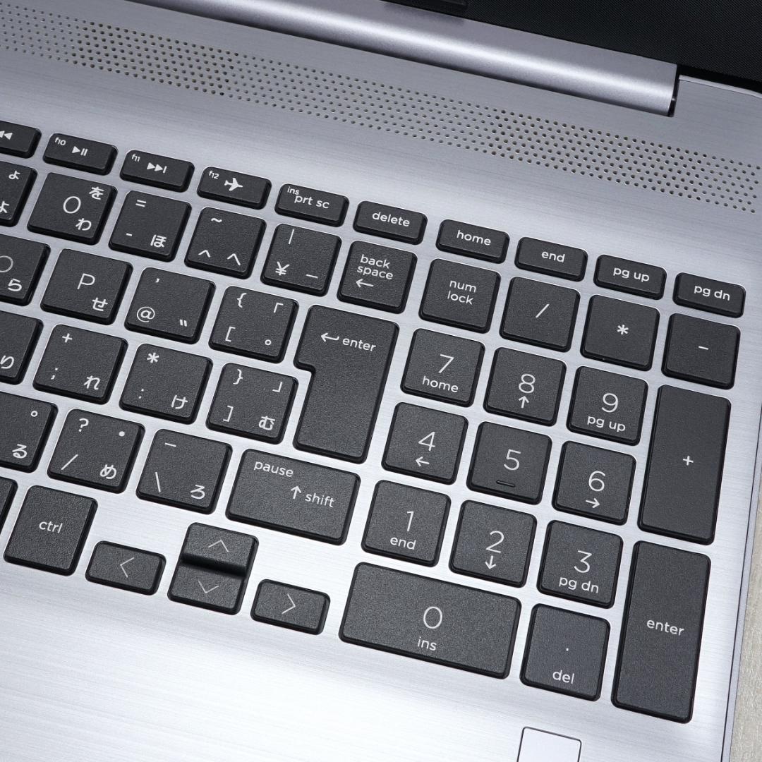 メモリ増設済み✨美品の２０２３年製✨１２世代コアｉ５に超高速ＳＳＤ✨フルＨＤ液晶