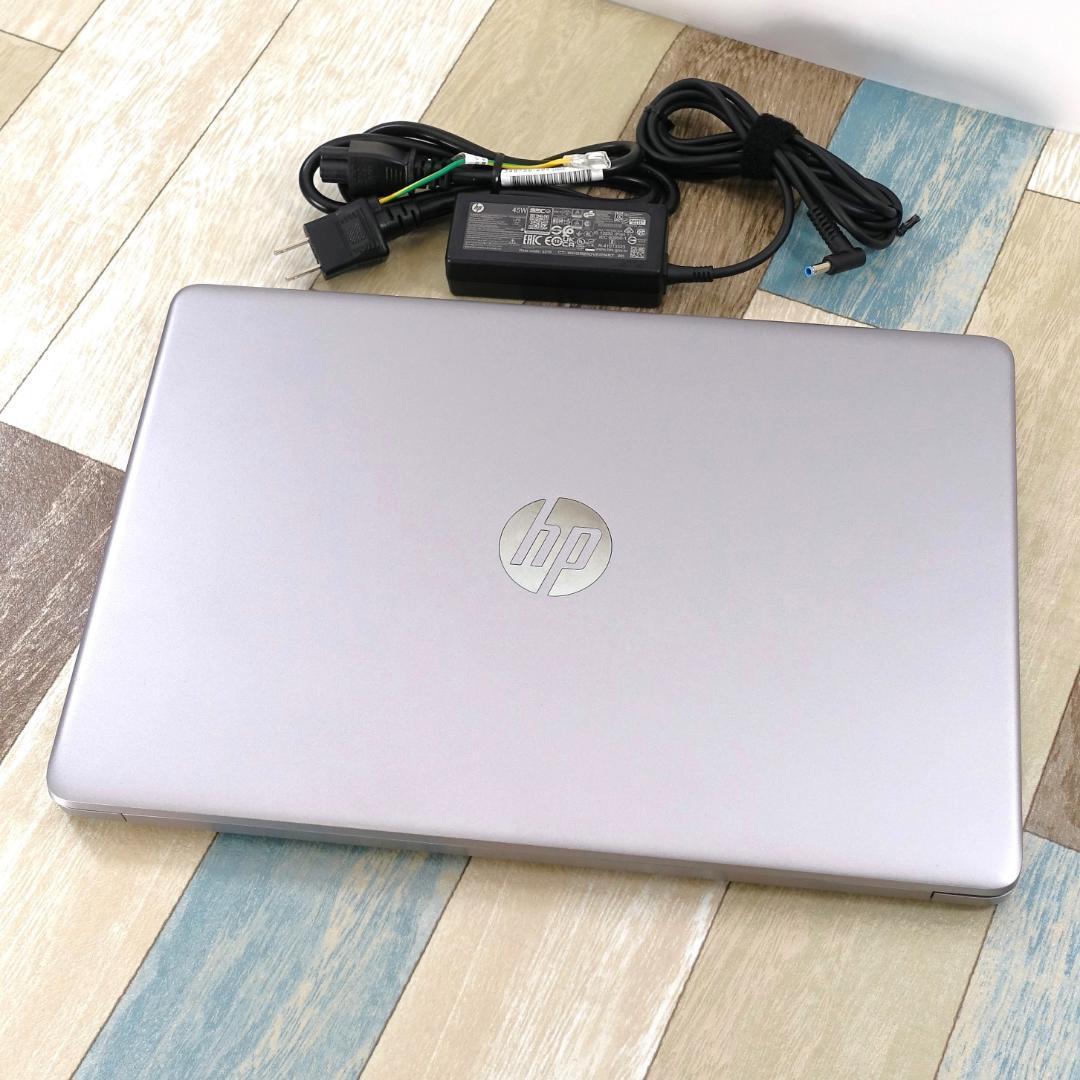 メモリ増設済み✨美品の２０２３年製✨１２世代コアｉ５に超高速ＳＳＤ✨フルＨＤ液晶