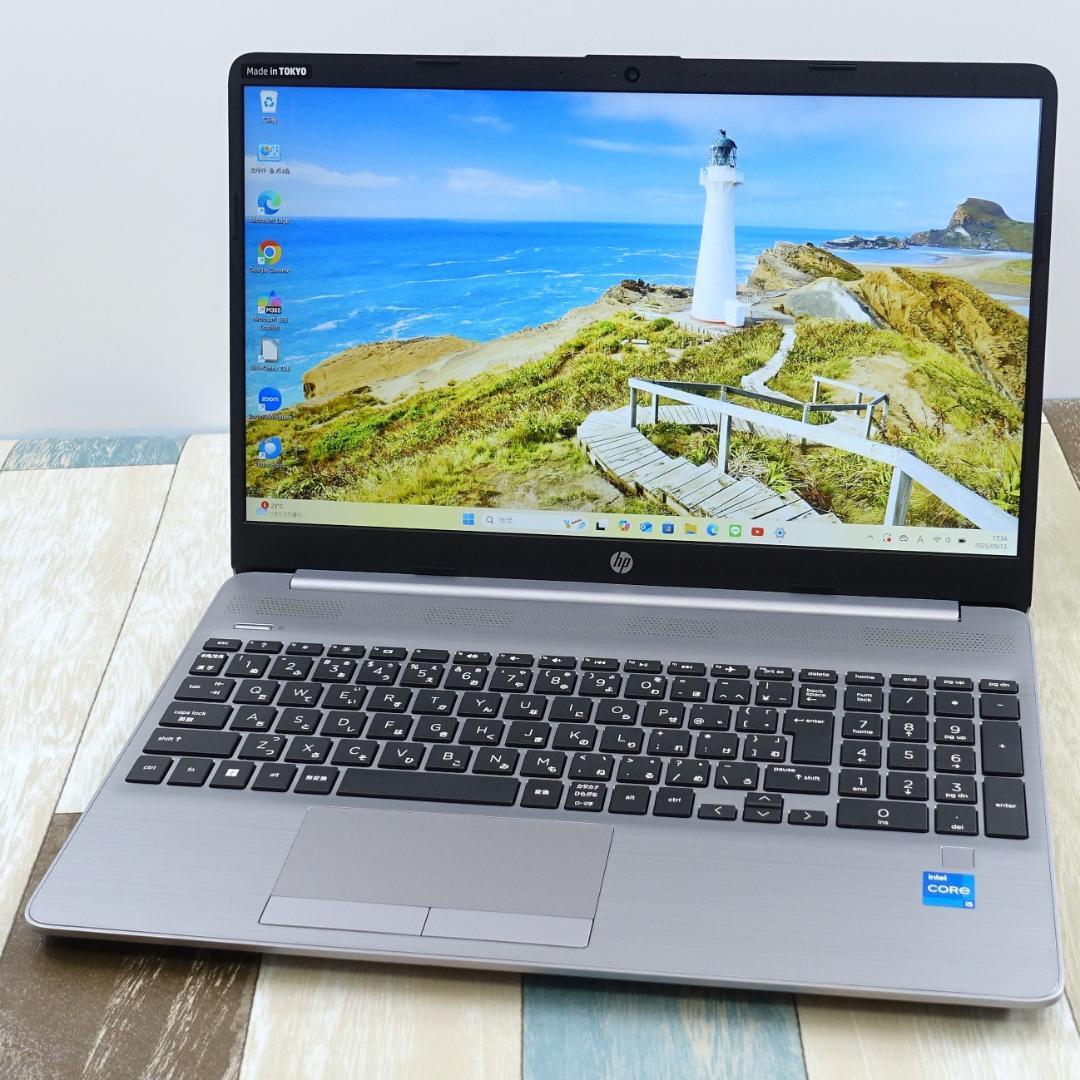 メモリ増設済み✨美品の２０２３年製✨１２世代コアｉ５に超高速ＳＳＤ✨フルＨＤ液晶