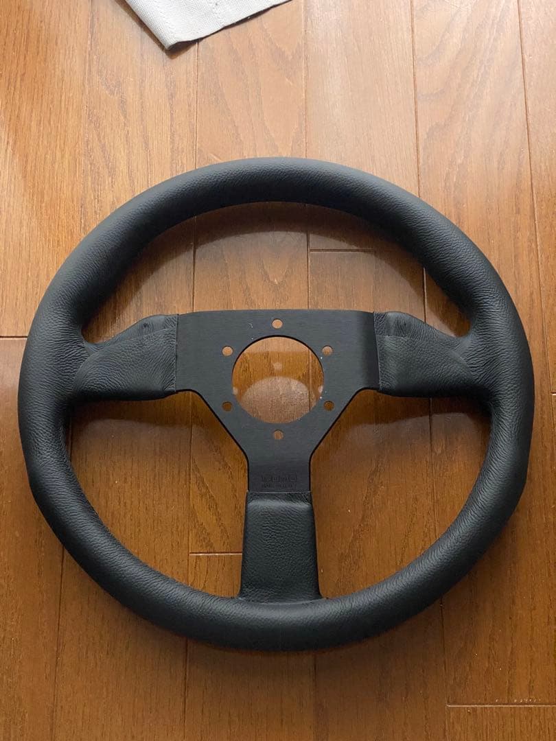 MOMO モンテカルロ