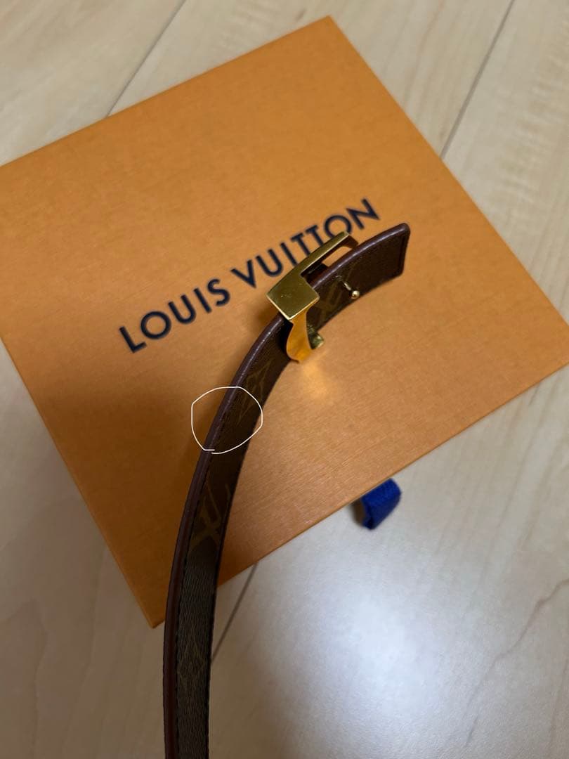 LOUIS VUITTON グレージュ　リバーシブル　ベルト