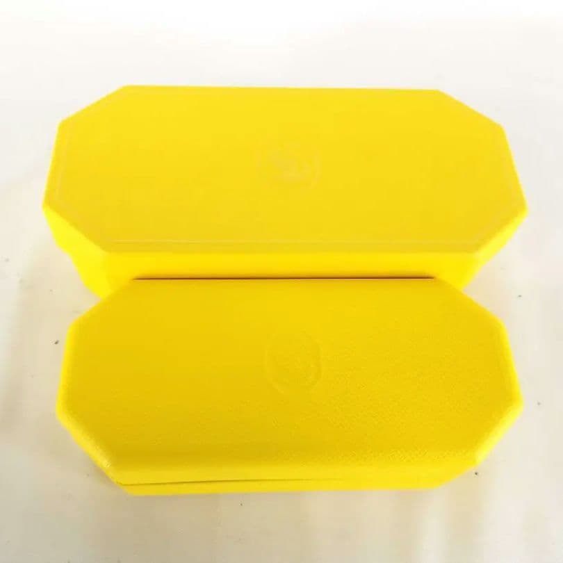 美品 SWAROVSKI クリスタル装飾サングラス ケース付 d30