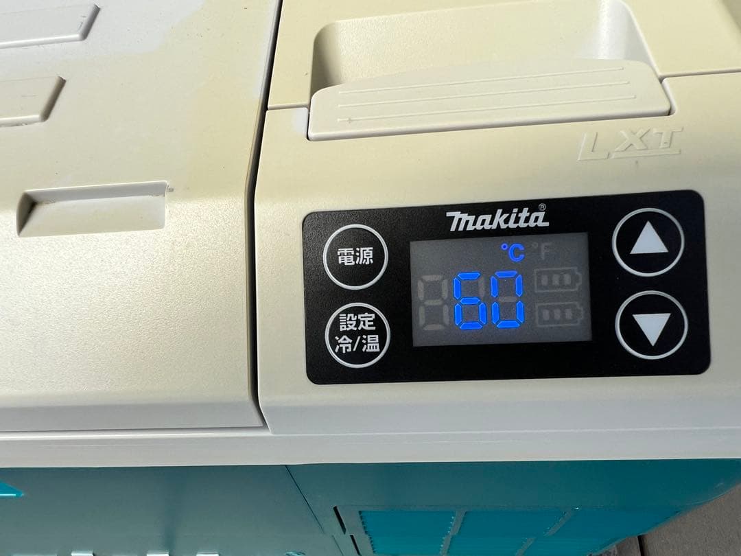 Makita マキタ　充電式保冷温庫　CW180DZ