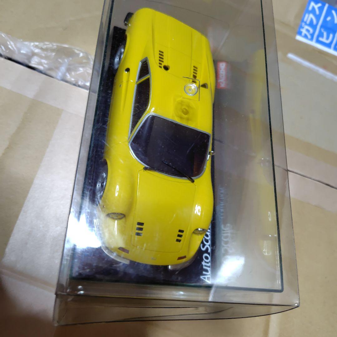 フェラーリ246 GT Dino イエロー