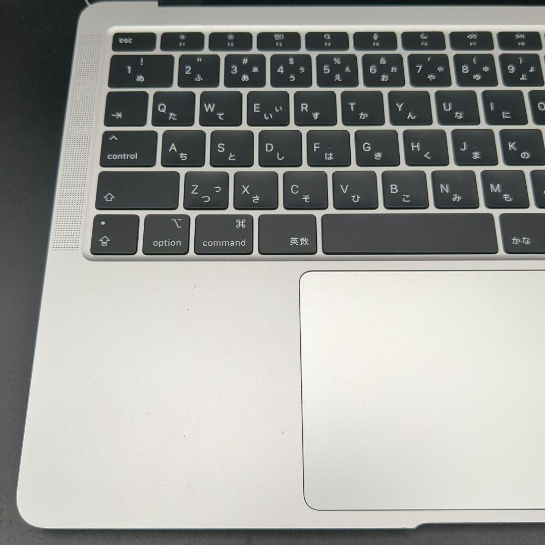 Apple MacBook Air M1チップ搭載