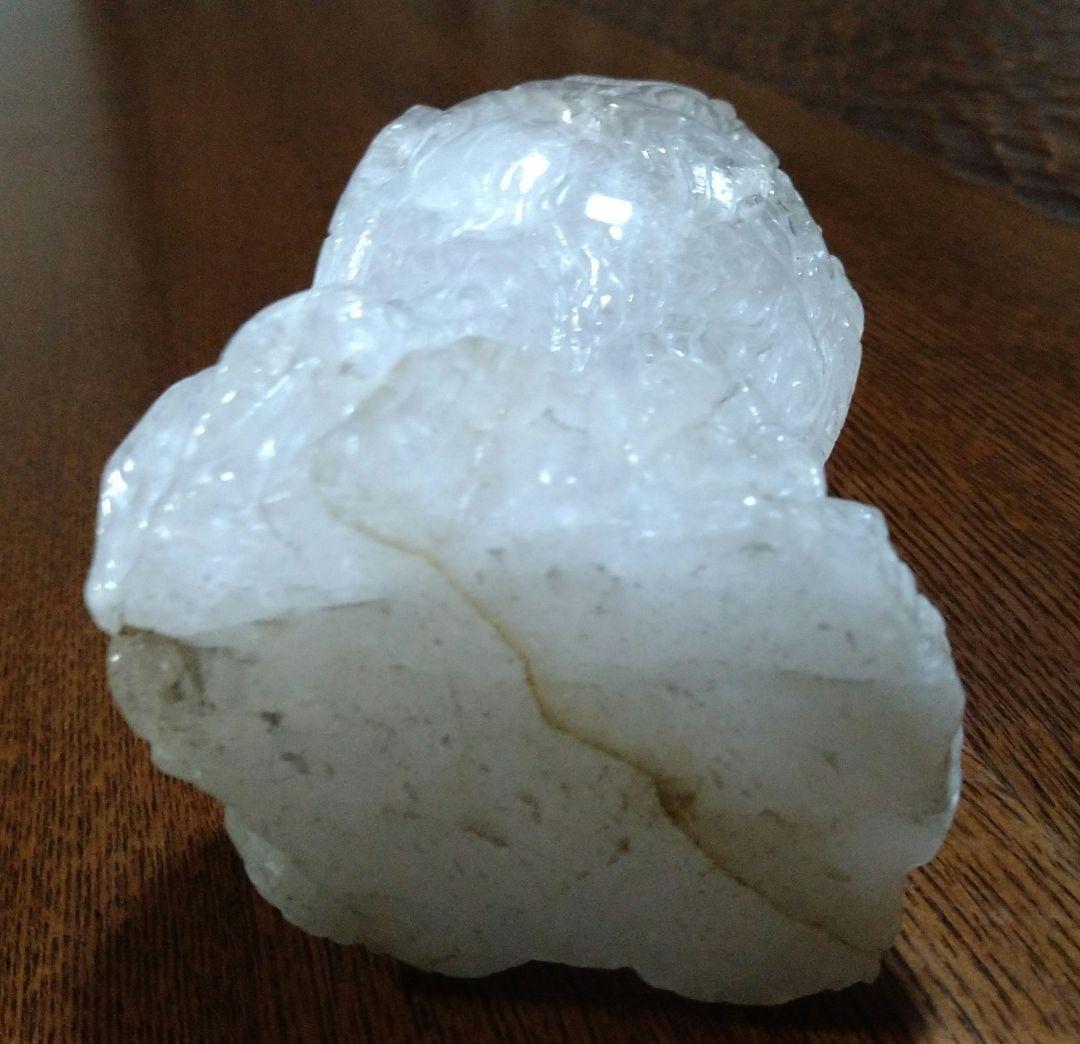 手掘りフクロウ　天然水晶