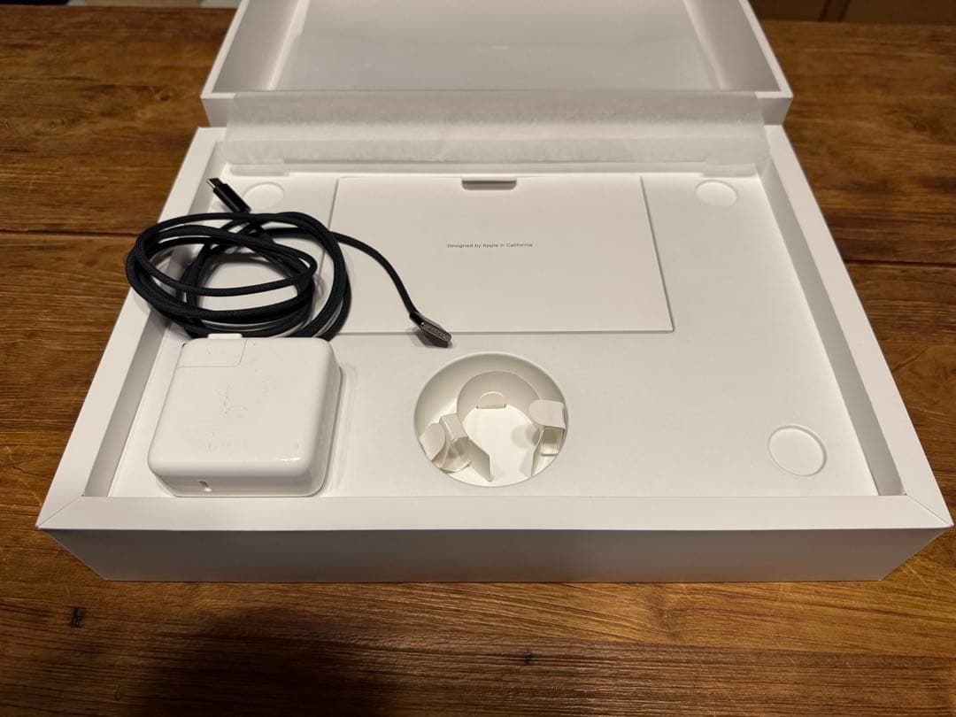 保証期間中 MacBook Pro M4 14インチ USキーボード ブラック