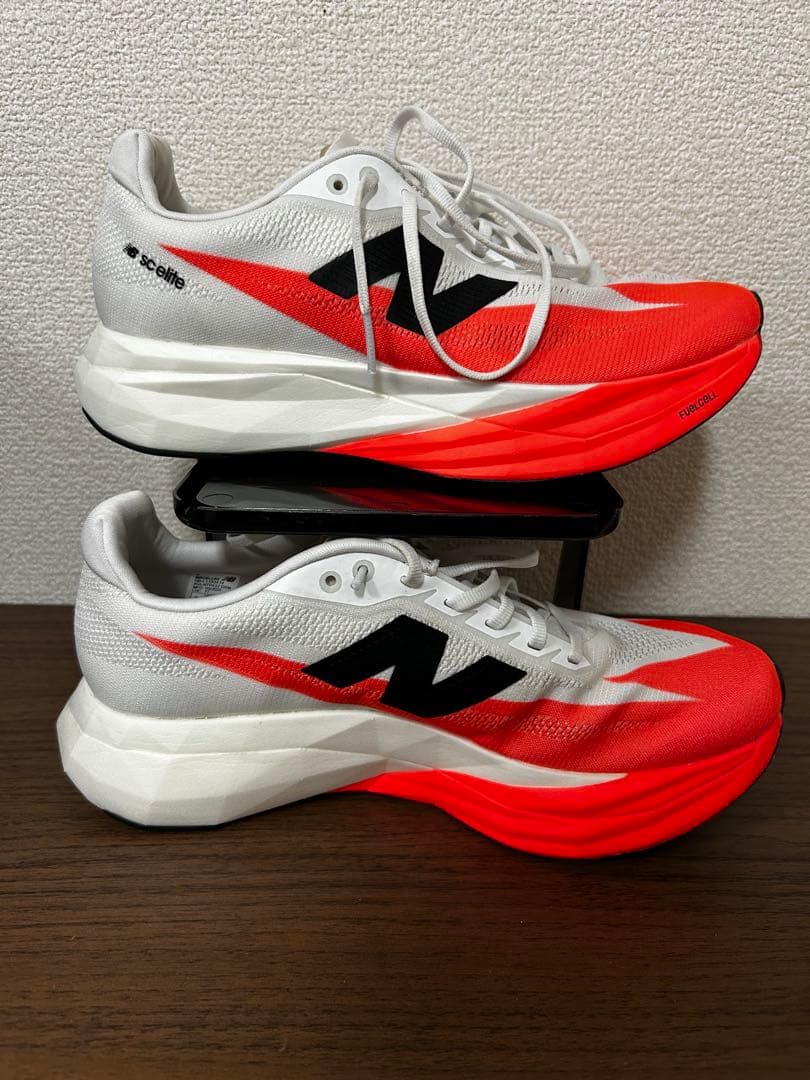 スパイク・シューズ NewBalance fuelcell sc elite v5 [M 25cm]