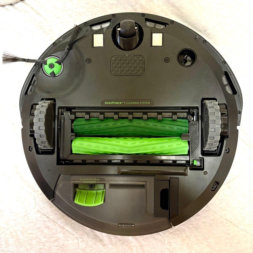 iRobot Roomba i5+（アイロボット ルンバ ） クリーンベース付き