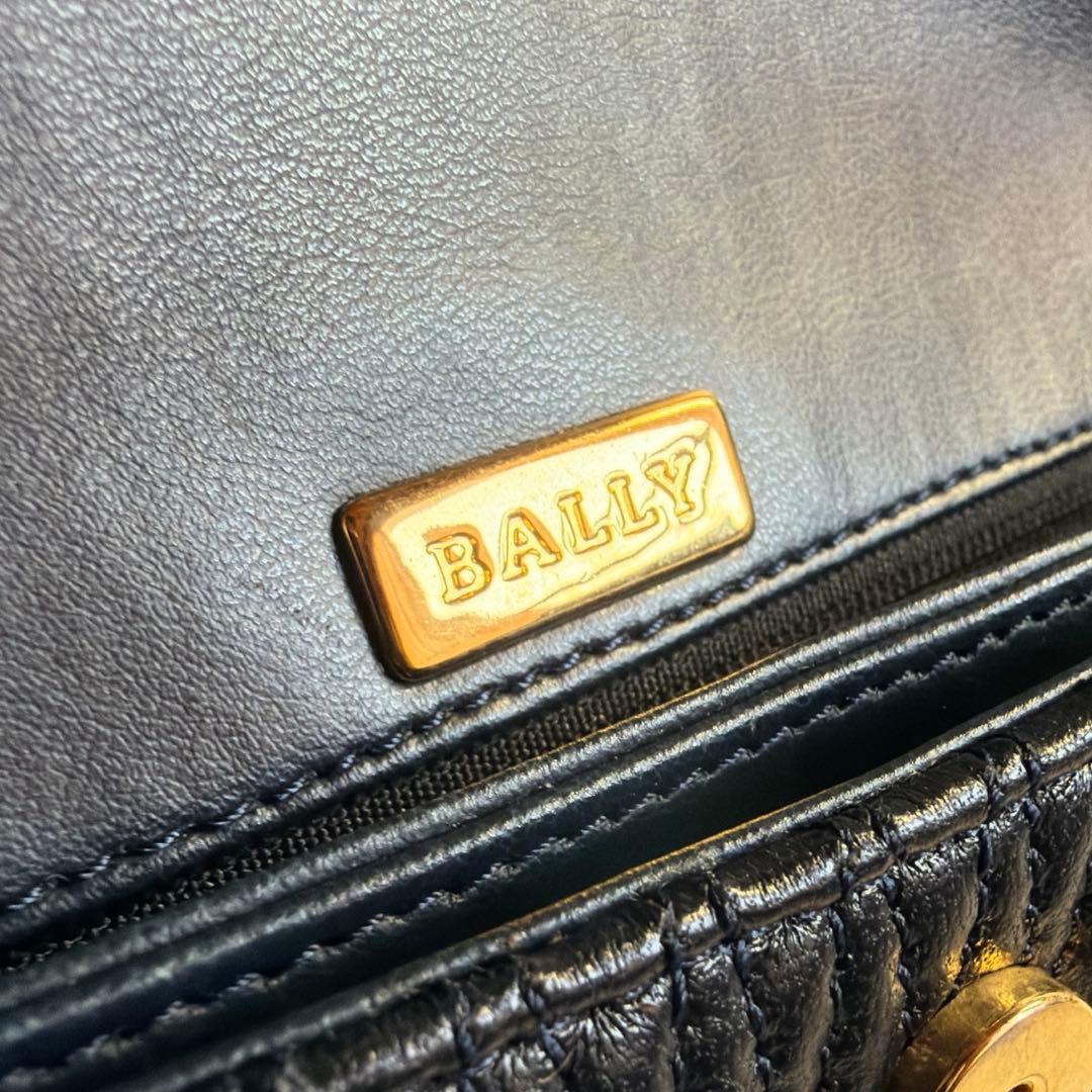 BALLY マトラッセ2way キルティングチェーン ショルダーバック