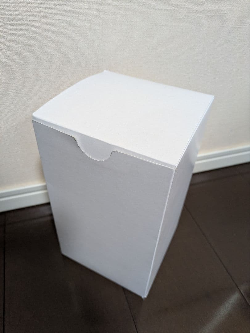 響 21年　ウイスキー 意匠　花鳥風月