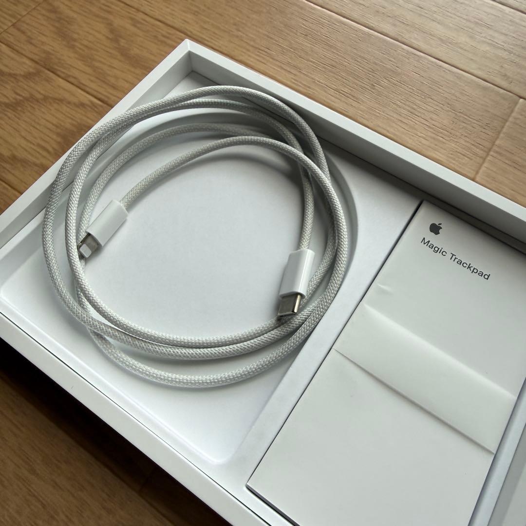 Magic Trackpad ホワイト 第3世代 USB-C MK2D3ZA/A