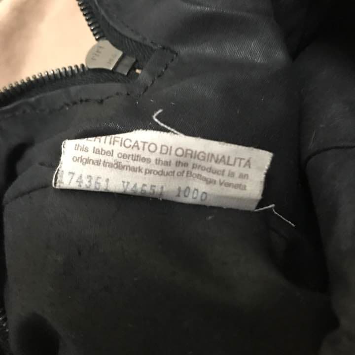 BOTTEGA VENETA セカンドバック ブラック美品