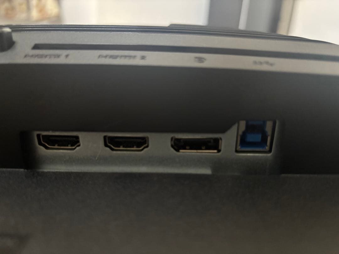 Dell 32インチ 4K UHD ゲーミングモニター　G3223Q