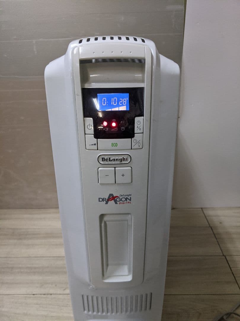 DeLonghi デロンギ ドラゴンデジタル TDD0915W オイルヒーター